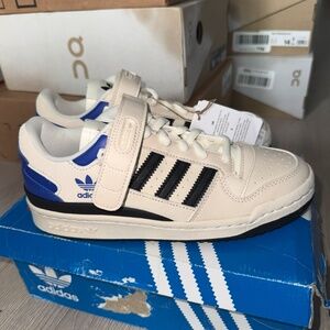 Adidas Forum Low Womens Shoes Size 6.5, Color:Wonder White/Core Black/Lucid Blue